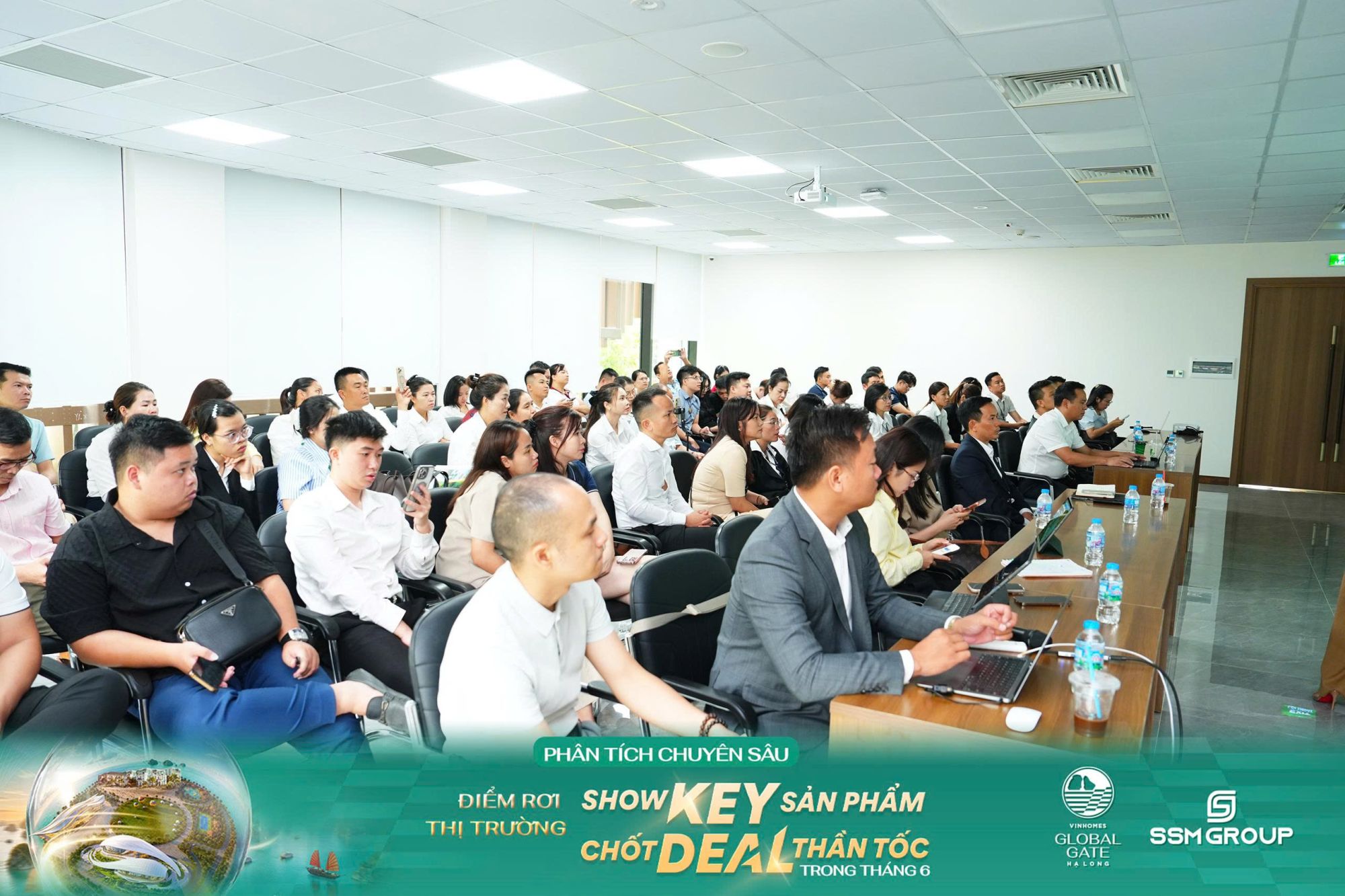 Sự kiện đào tạo thực chiến dự án Vinhomes Global Gate Hạ Long do SSM Group tổ chức đã thu hút đông đảo đối tác và lực lượng kinh doanh