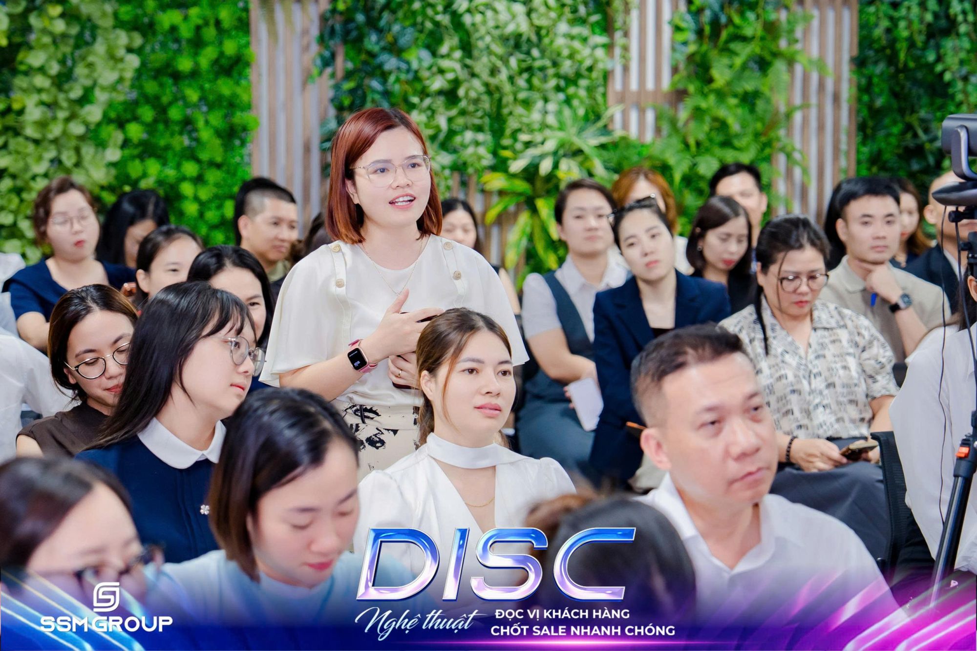 Không khí thảo luận sôi nổi trong khoá học